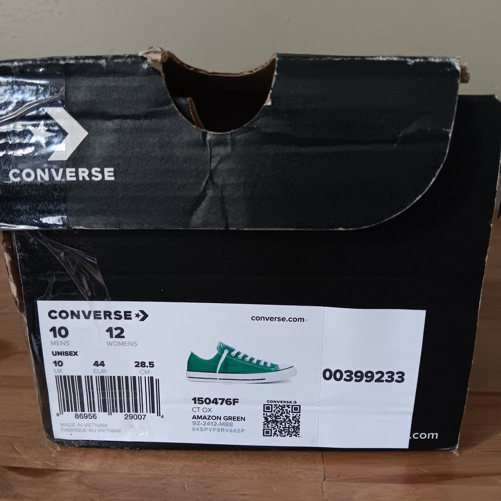 Converse Chuck Taylor All Star Ox Low Top Green Women 12 / Men 10 NWB 150476F - Picture 9 of 11